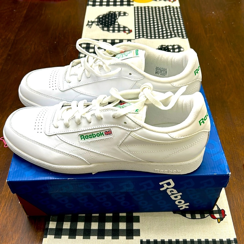 Men’s Reebok shoes size 12 wide.